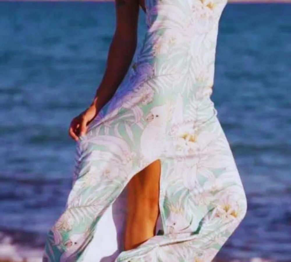 Elegant wellness professional at Tanit Massage luxury center in Ibiza